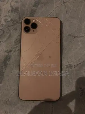 Apple iPhone 11 Pro Max 64 GB Gold