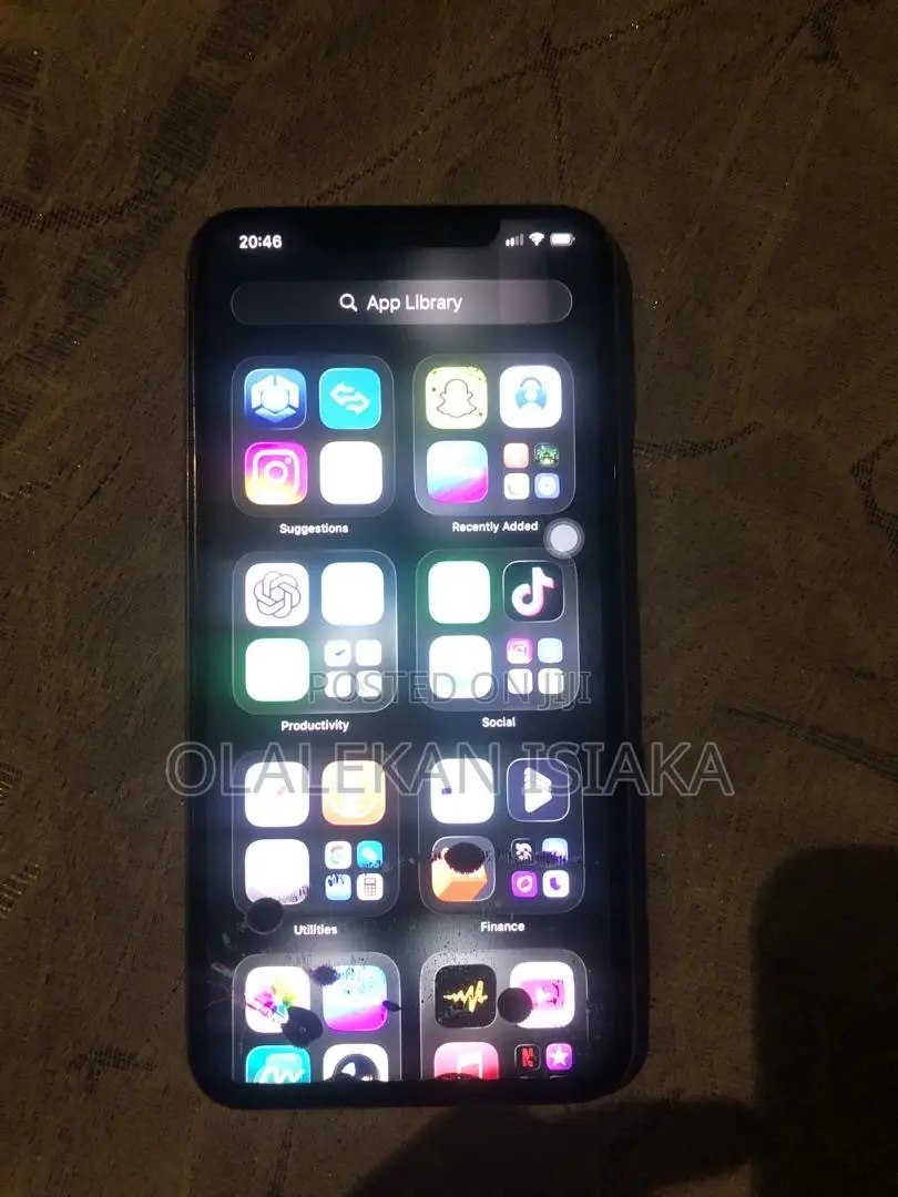 Apple iPhone 11 Pro Max 64 GB Gold