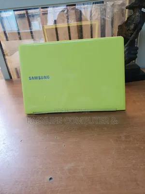 Laptop Samsung 4GB Intel Core i3 SSD 128GB