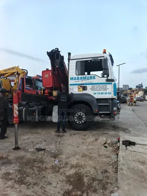 Tractor Units Crane for Hire