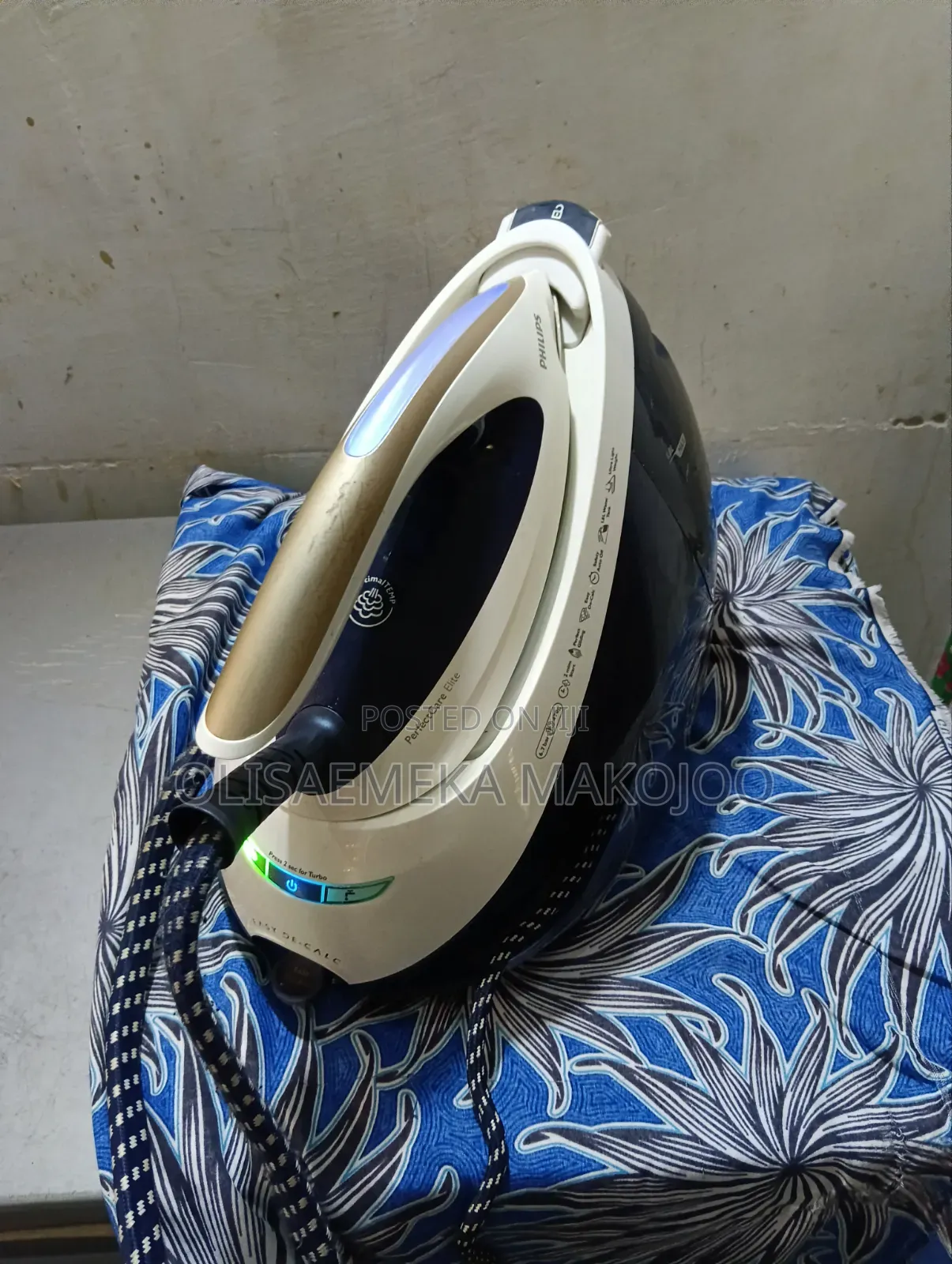 Direct UK Sensor Steaming Iron( Can't Burn Cloth)