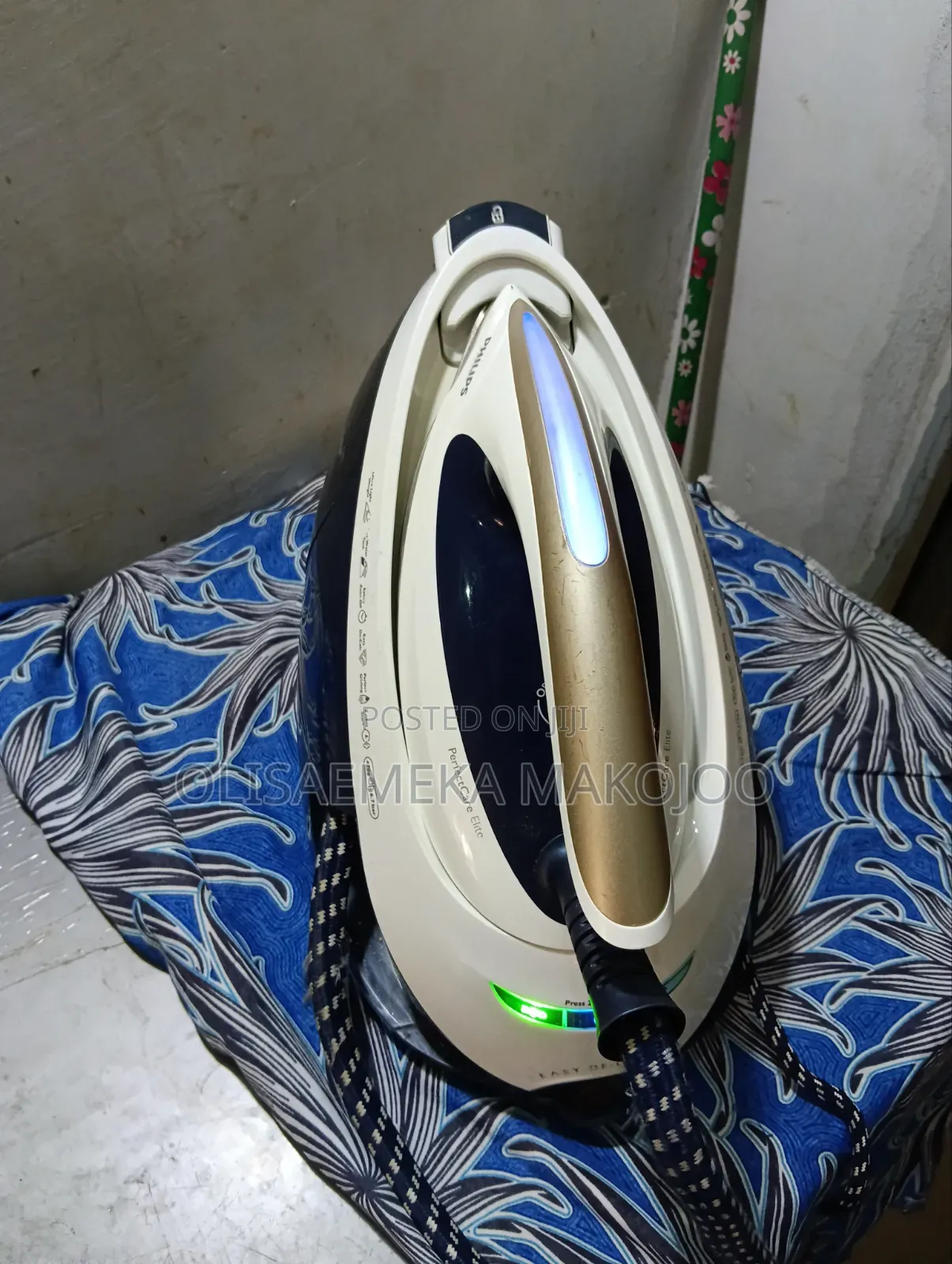 Direct UK Sensor Steaming Iron( Can't Burn Cloth)