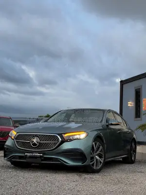 Mercedes-Benz E350 2024 Blue