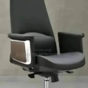 Swivel Executive and Comfortable Chair.