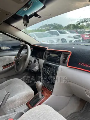 Toyota Corolla 2004 Gray