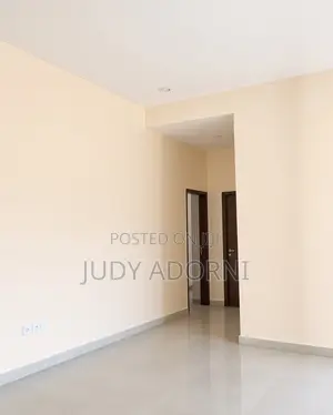 3bdrm Block of Flats in Life Campe for rent
