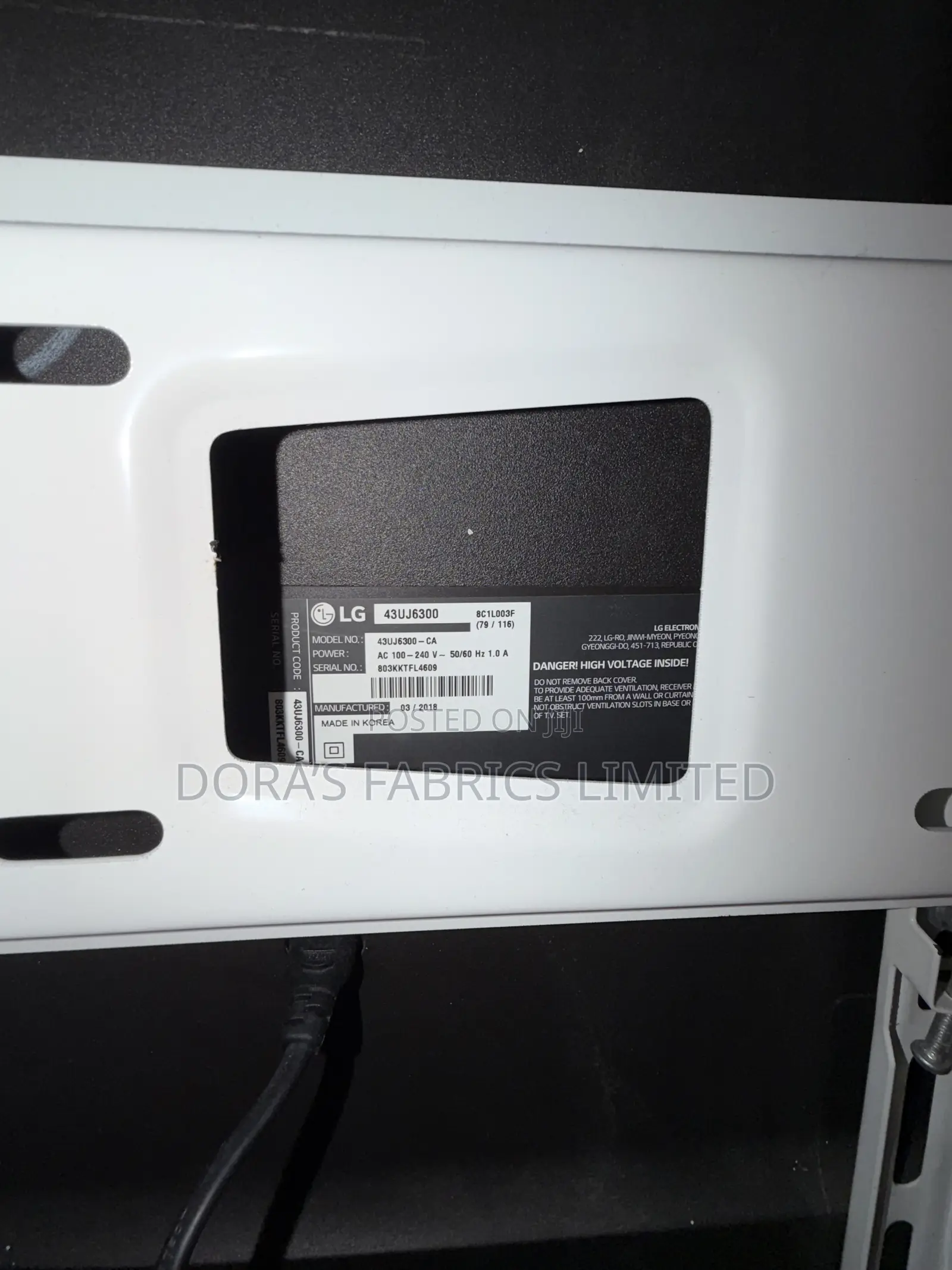 LG 43” Smart TV With Mobile Stand