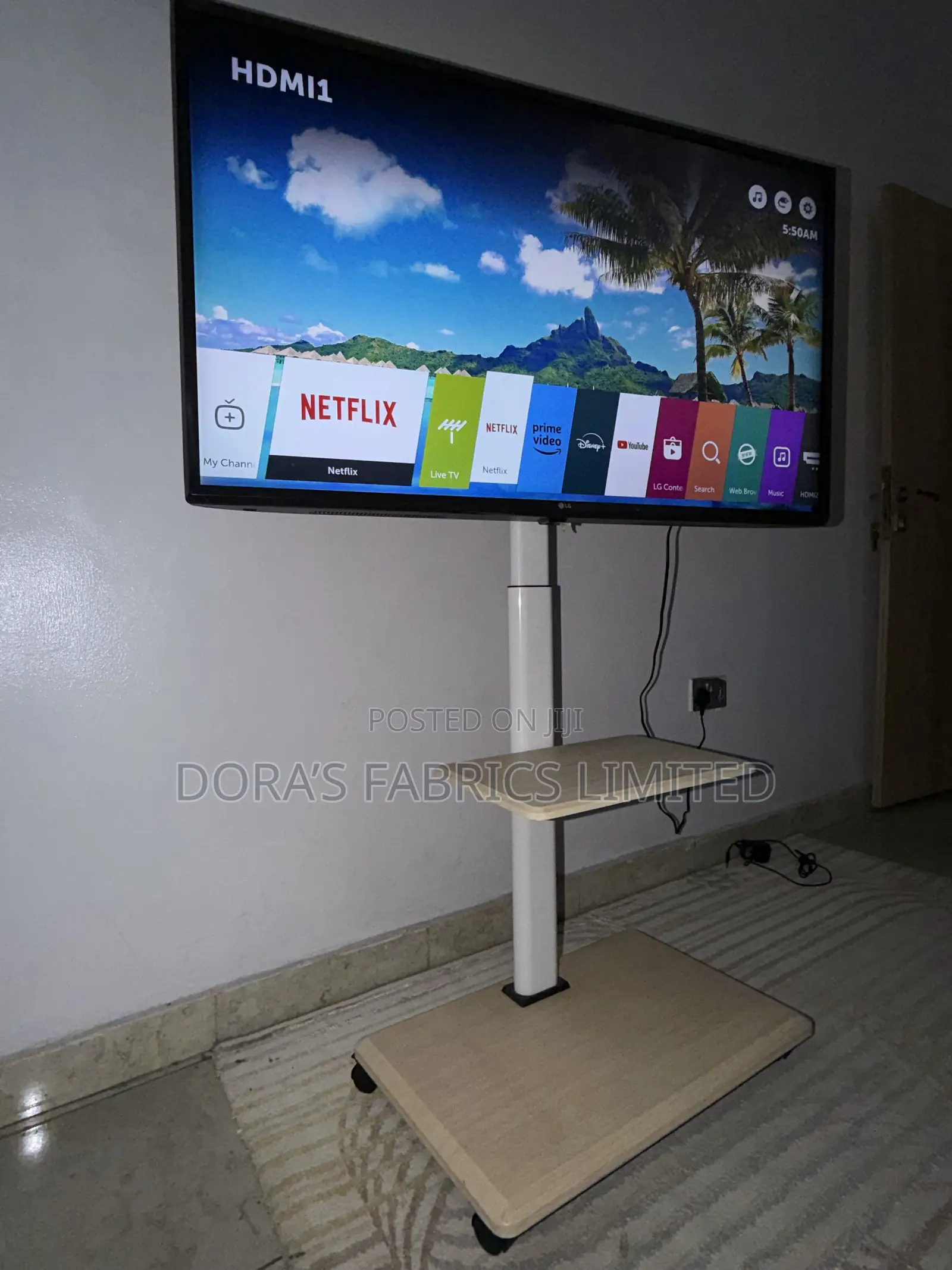 LG 43” Smart TV With Mobile Stand