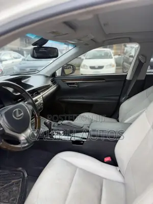 Lexus ES 350 FWD 2015 White