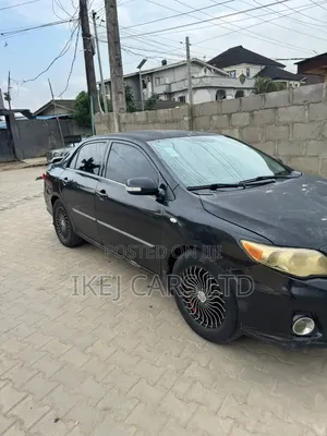 Toyota Corolla 2012 Black