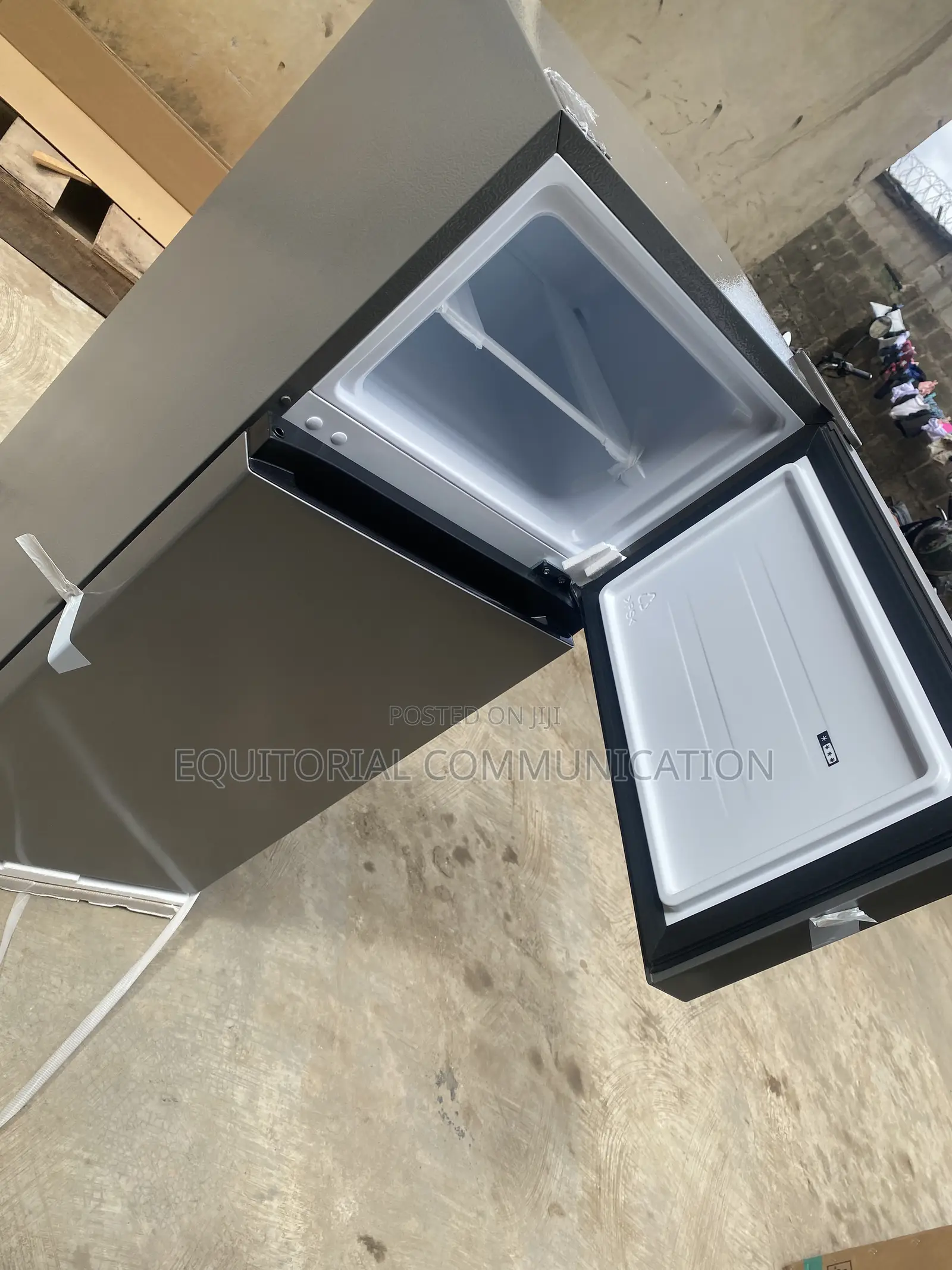 Hisense REF172DR 124L Beverage Fridge
