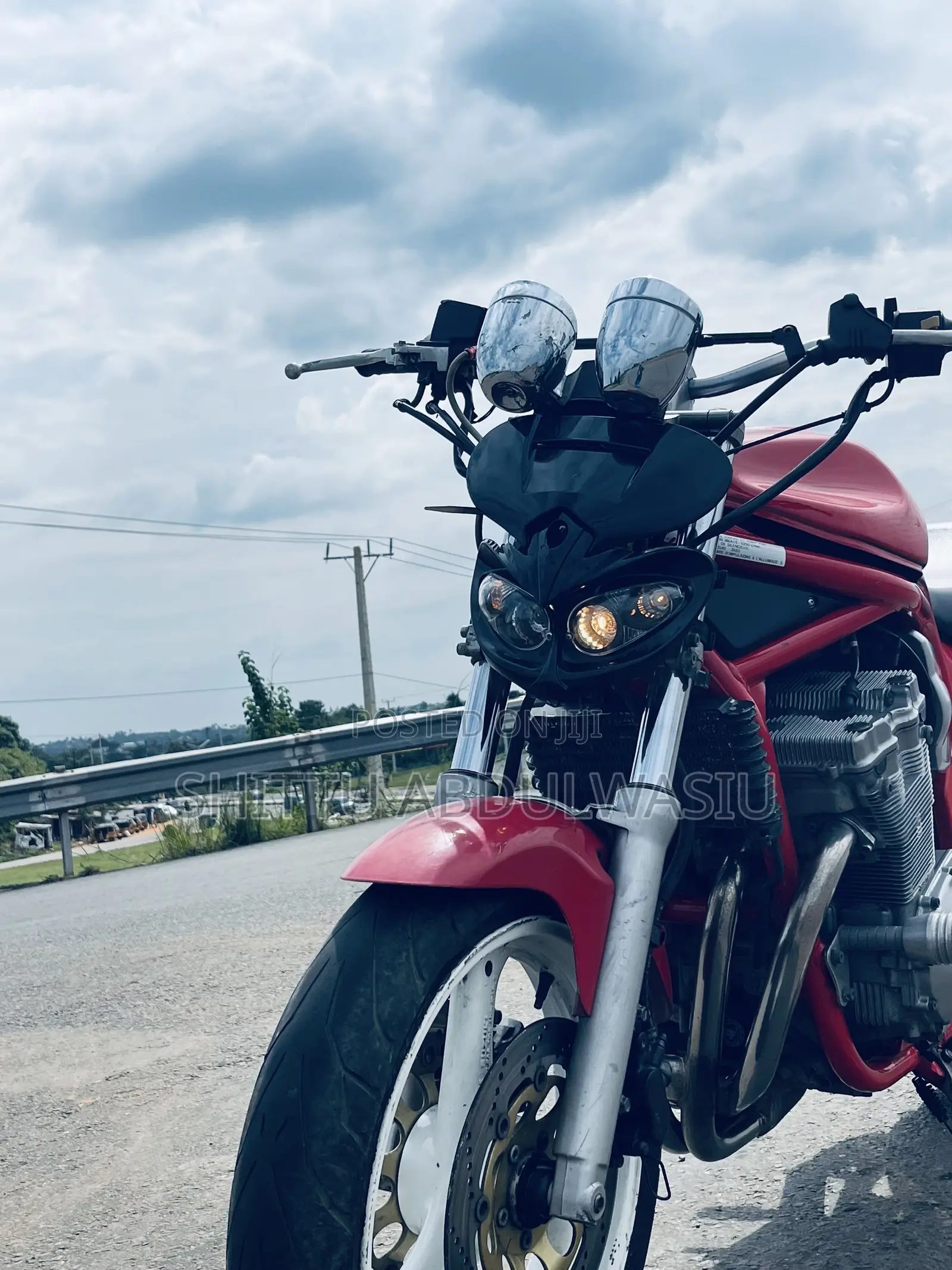Suzuki Bandit 2004 Red