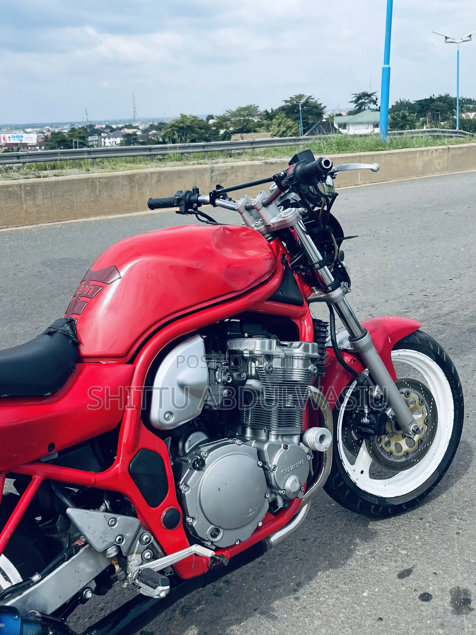 Suzuki Bandit 2004 Red