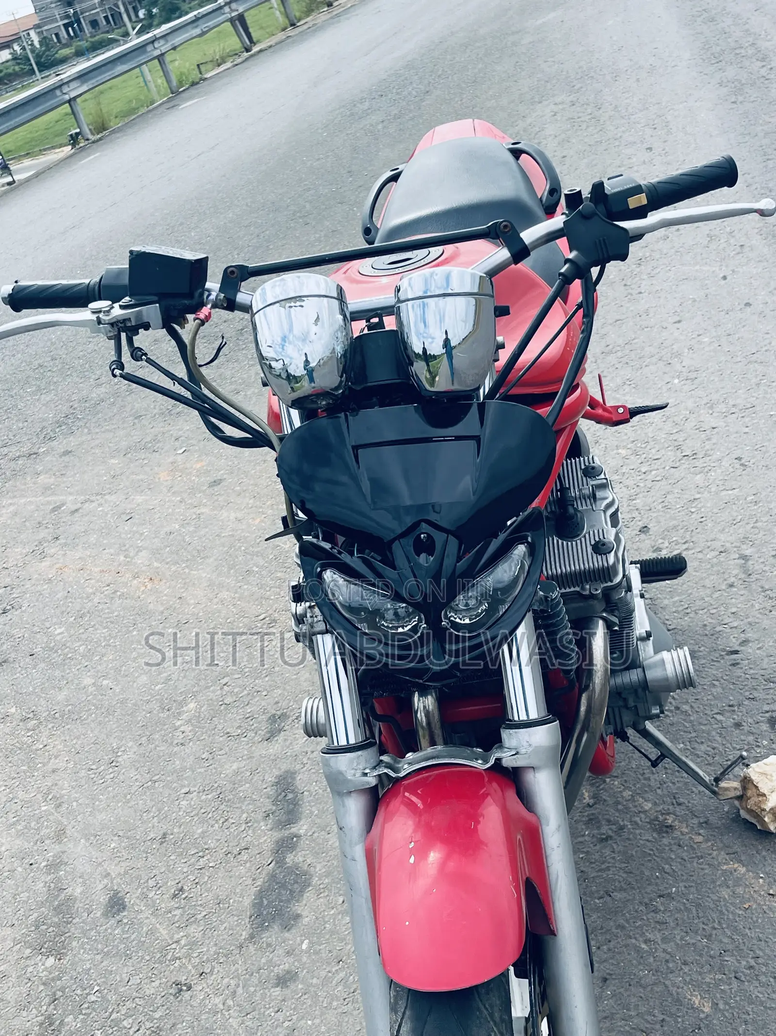 Suzuki Bandit 2004 Red