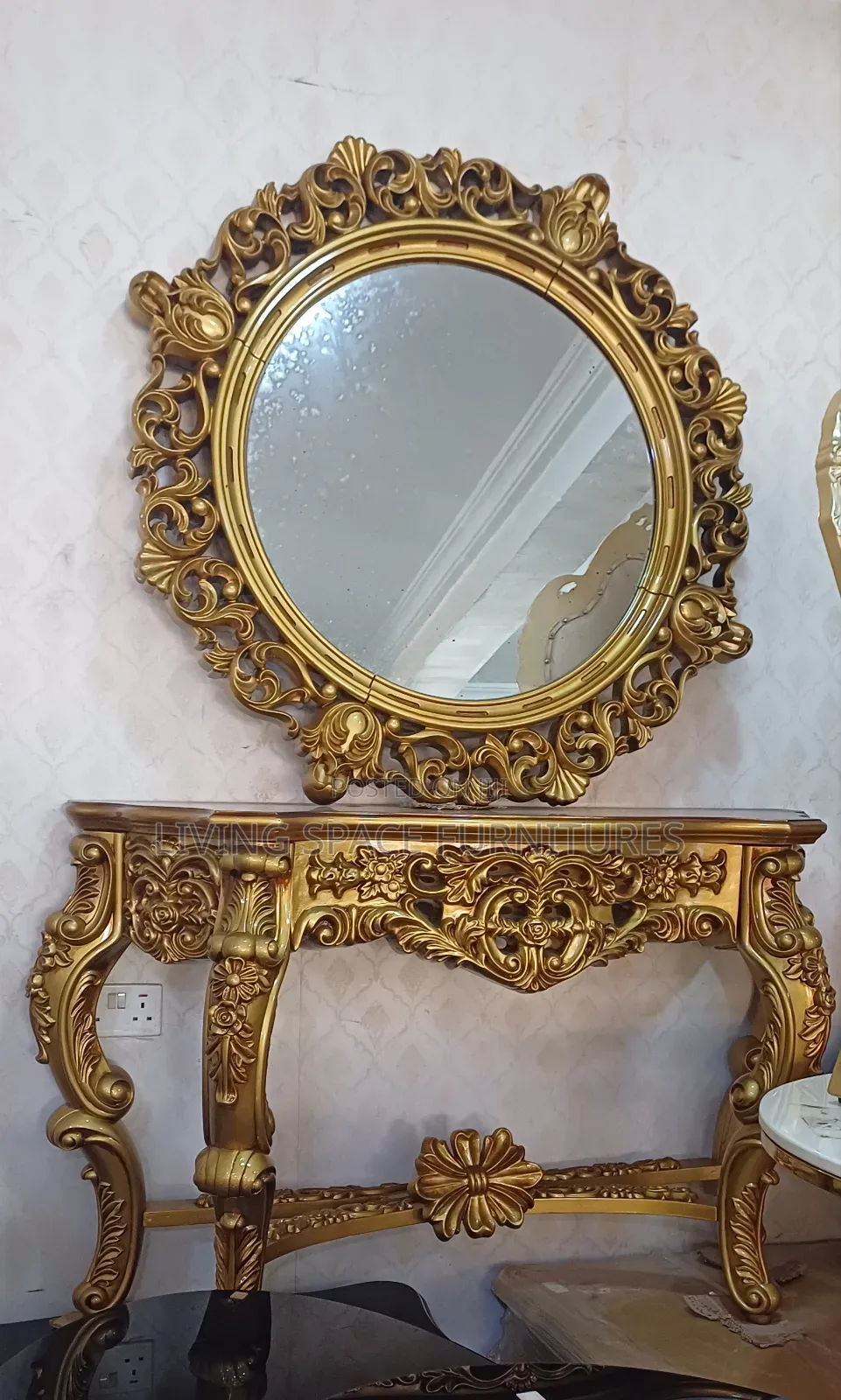 Royal Console Mirror and Table