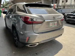 Lexus RX 350L Luxury AWD 2019 Gold