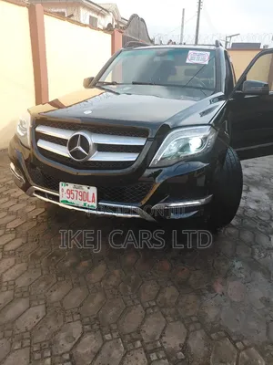 Mercedes-Benz GLK-Class 2011 Black