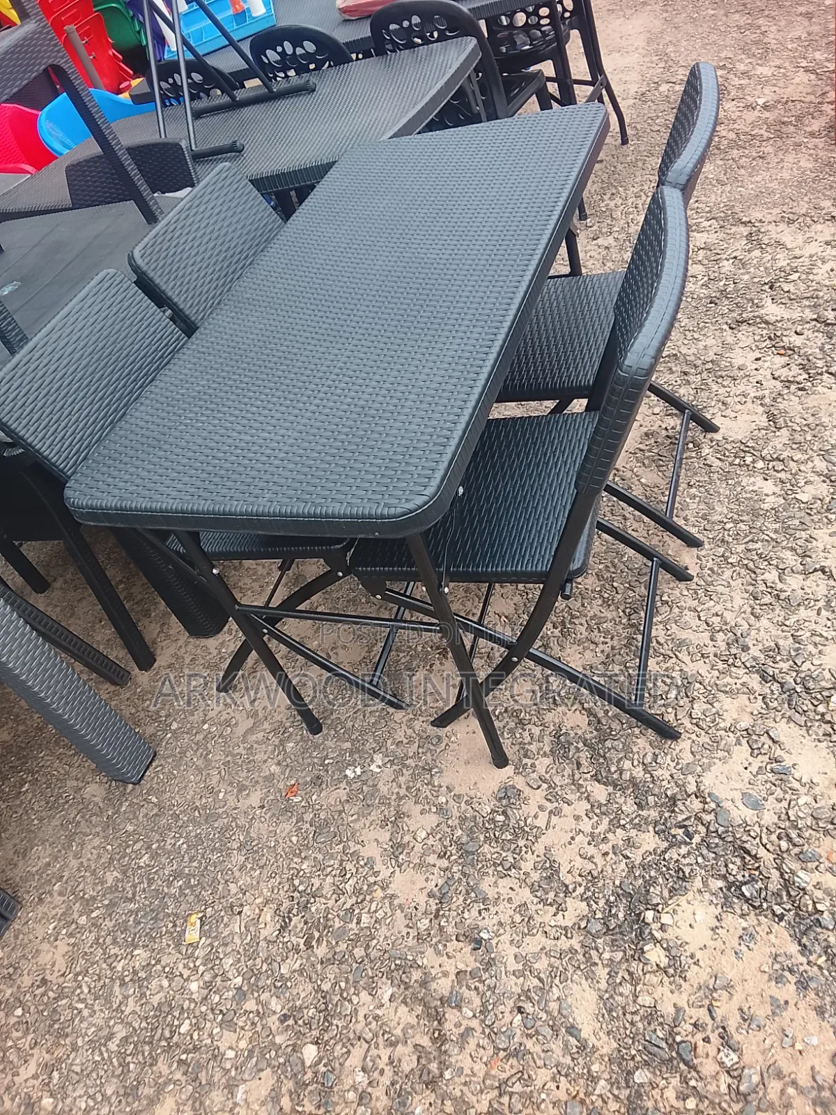Foldable Plastic Table and Chairs Iron Leg
