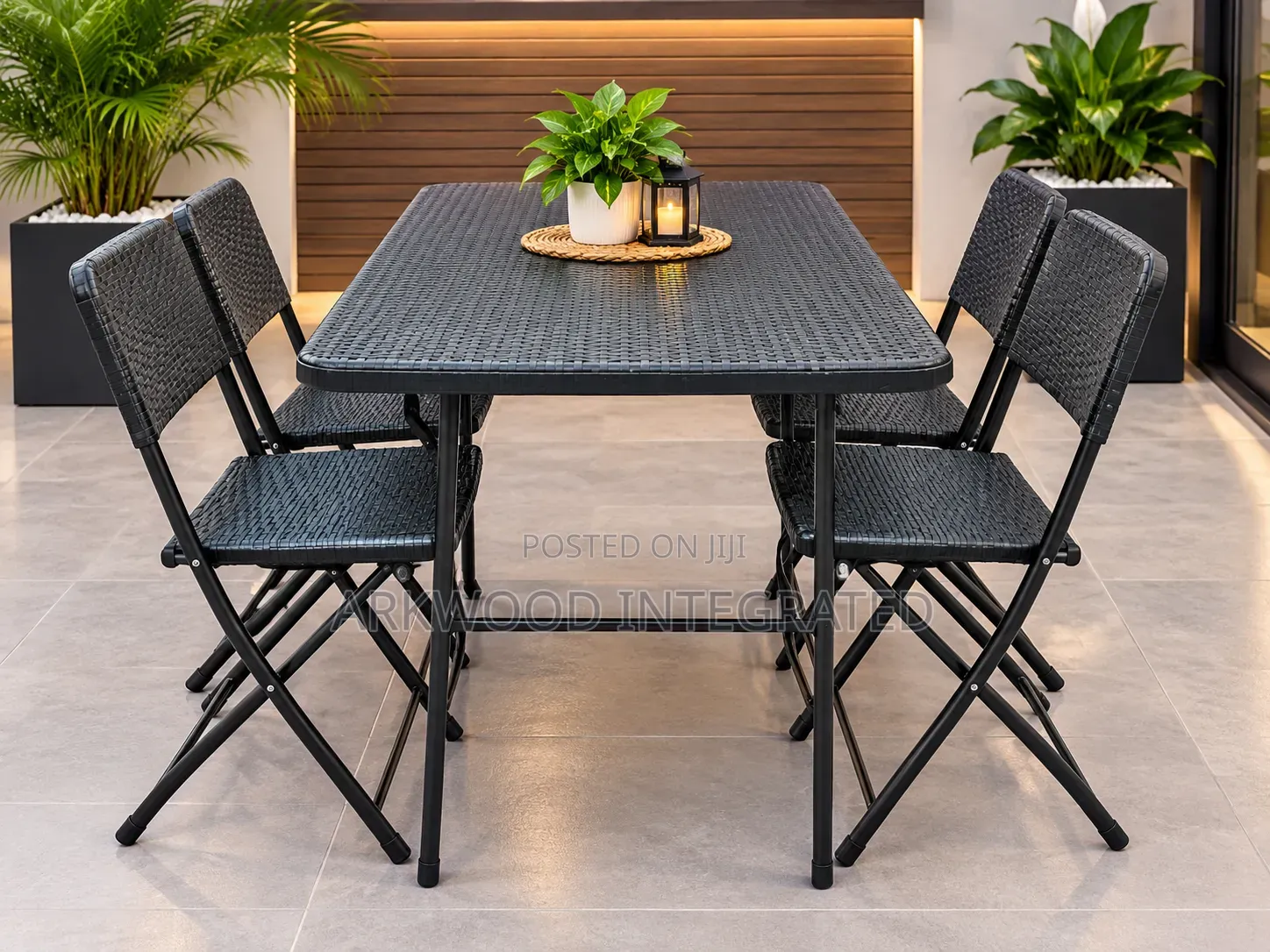 Foldable Plastic Table and Chairs Iron Leg