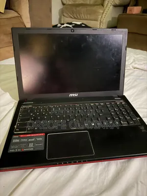 Laptop MSI 16GB Intel Core i7 SSD 1T