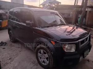 Honda Element 2006 Black