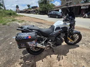 Honda CB 2020 White