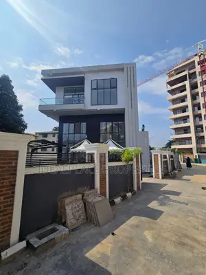5bdrm Duplex in Ikoyi for sale