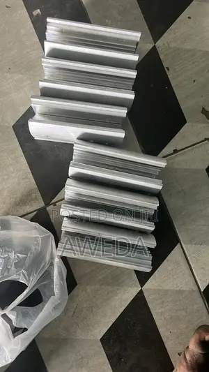Aluminum Spigot Glass Block