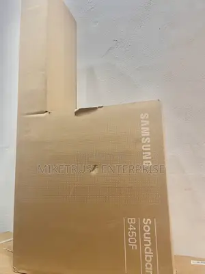C450F Samsung Amazing Sound Bar. Wireless Subwoofer