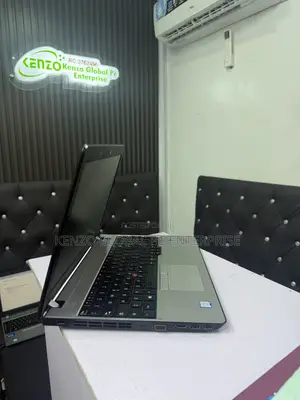 Laptop Lenovo ThinkPad E570 8GB Intel Core i5 SSD 256GB