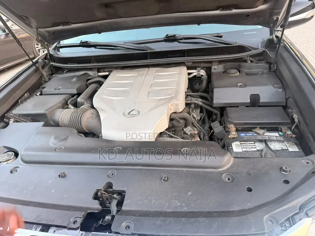 Lexus GX 2011