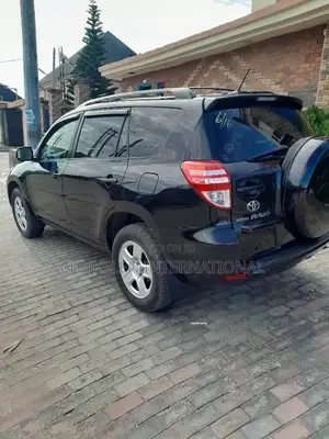 Toyota RAV4 2.5 4x4 2010 Black
