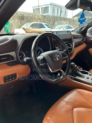 Toyota Highlander 2021 Black