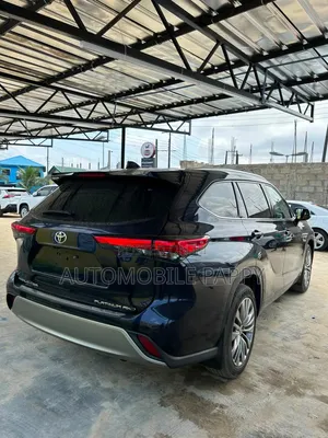 Toyota Highlander 2021 Black