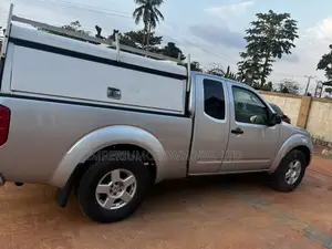 Nissan Frontier 2006 Silver