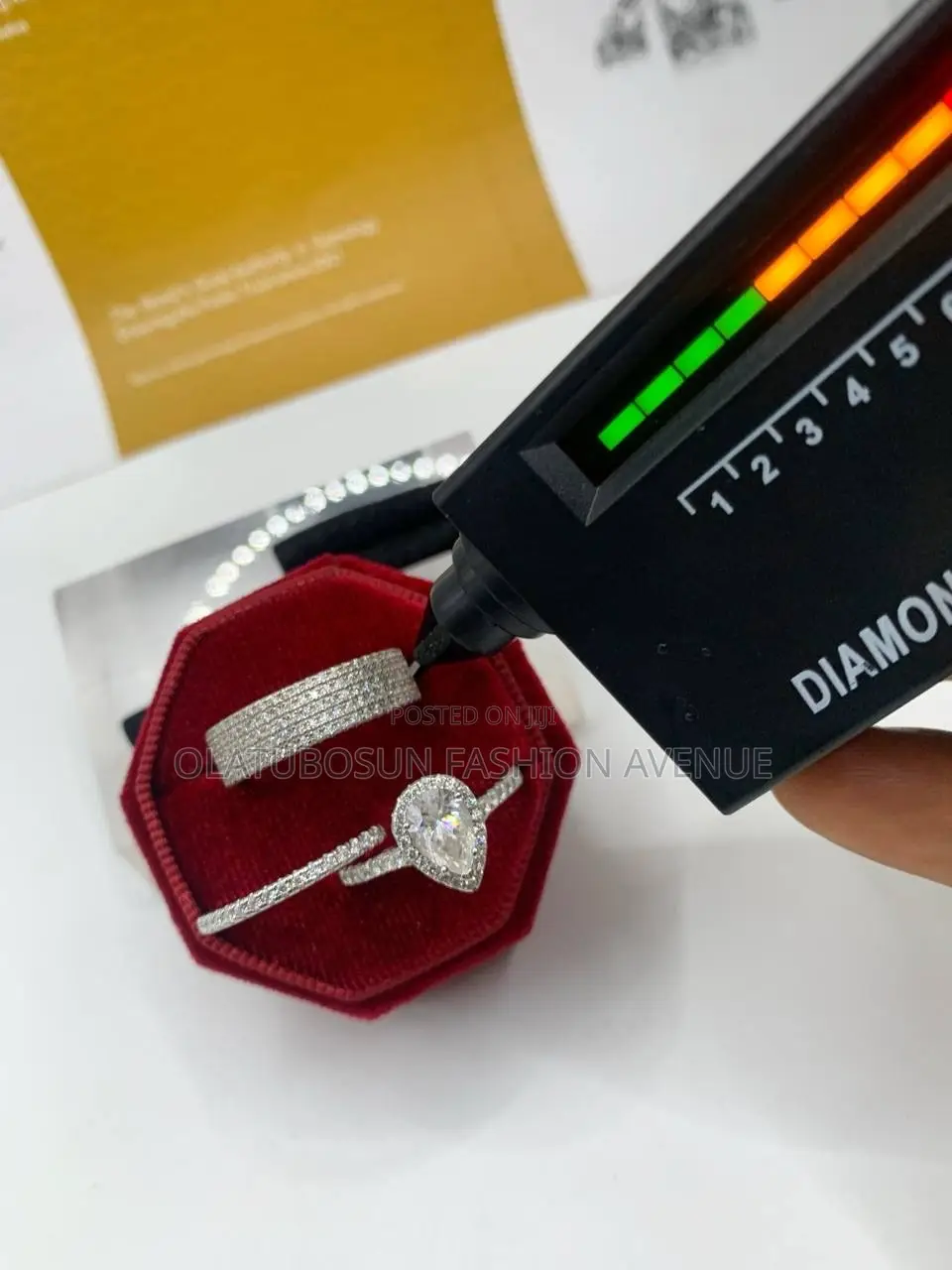 VVS Moissanite Diamond Ring