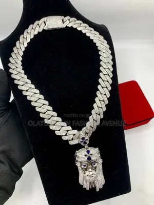 Zirconia Cuban Neck Chain With Jesus Pendant Necklace & Pendant