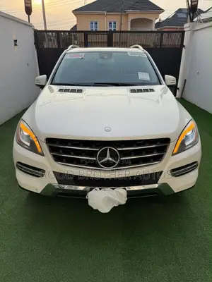 Mercedes-Benz M Class ML 350 4Matic 2013 White