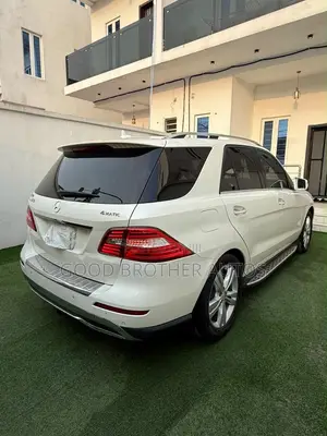 Mercedes-Benz M Class ML 350 4Matic 2013 White