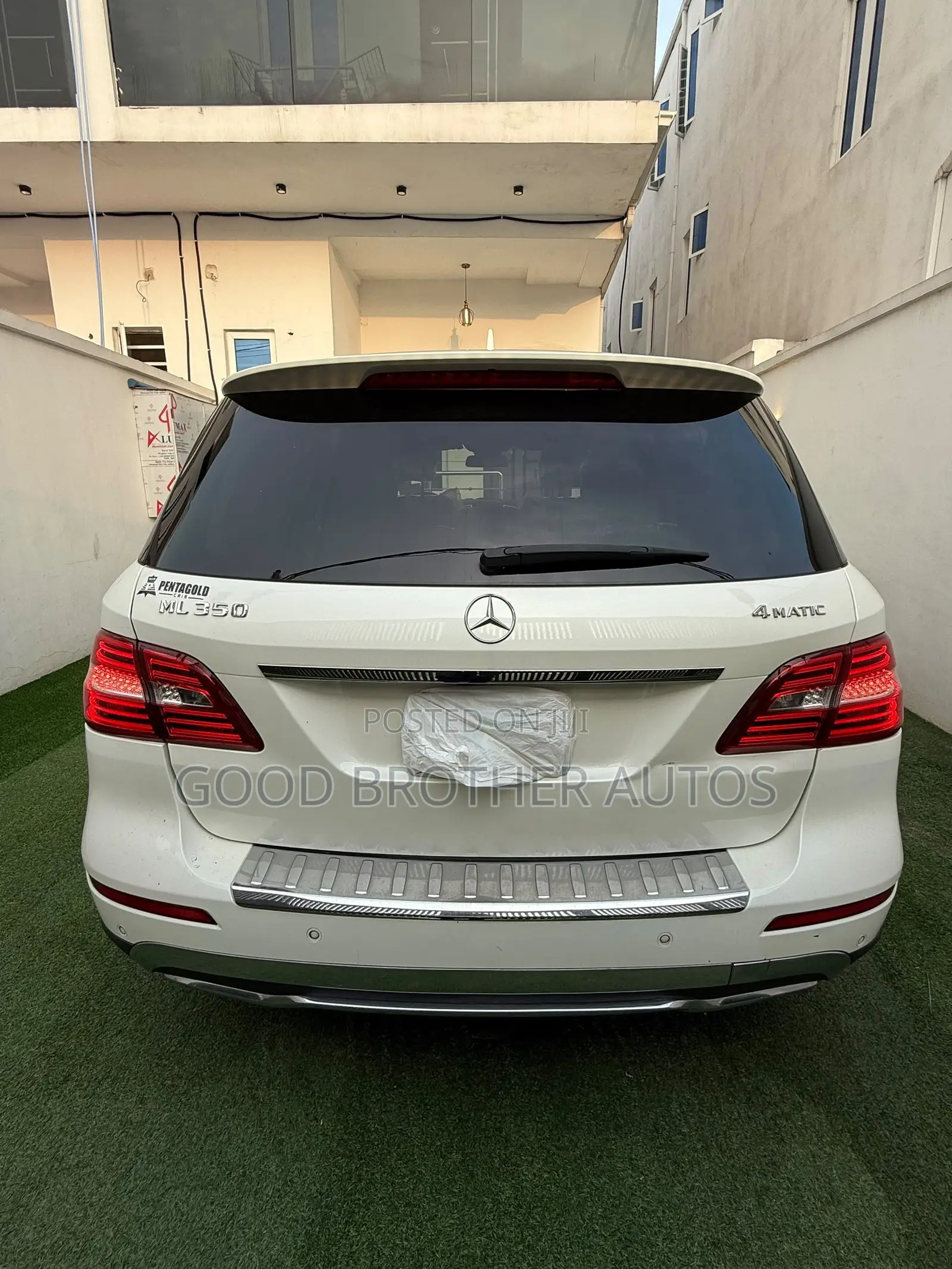 Mercedes-Benz M Class ML 350 4Matic 2013 White