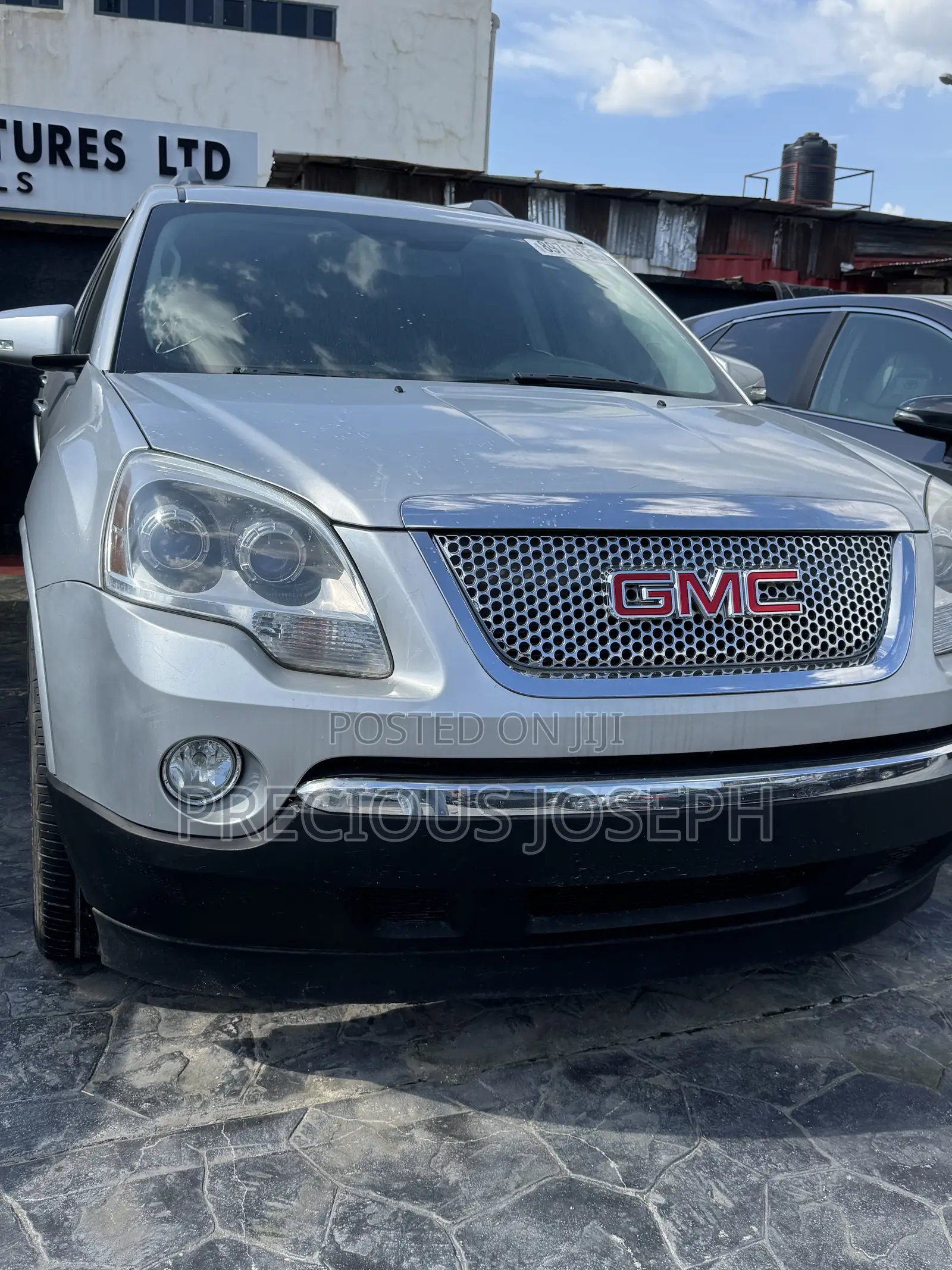 GMC Acadia 2012 Silver