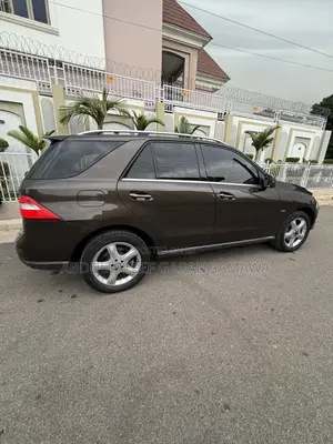 Mercedes-Benz M Class ML 350 4x2 2013 Brown