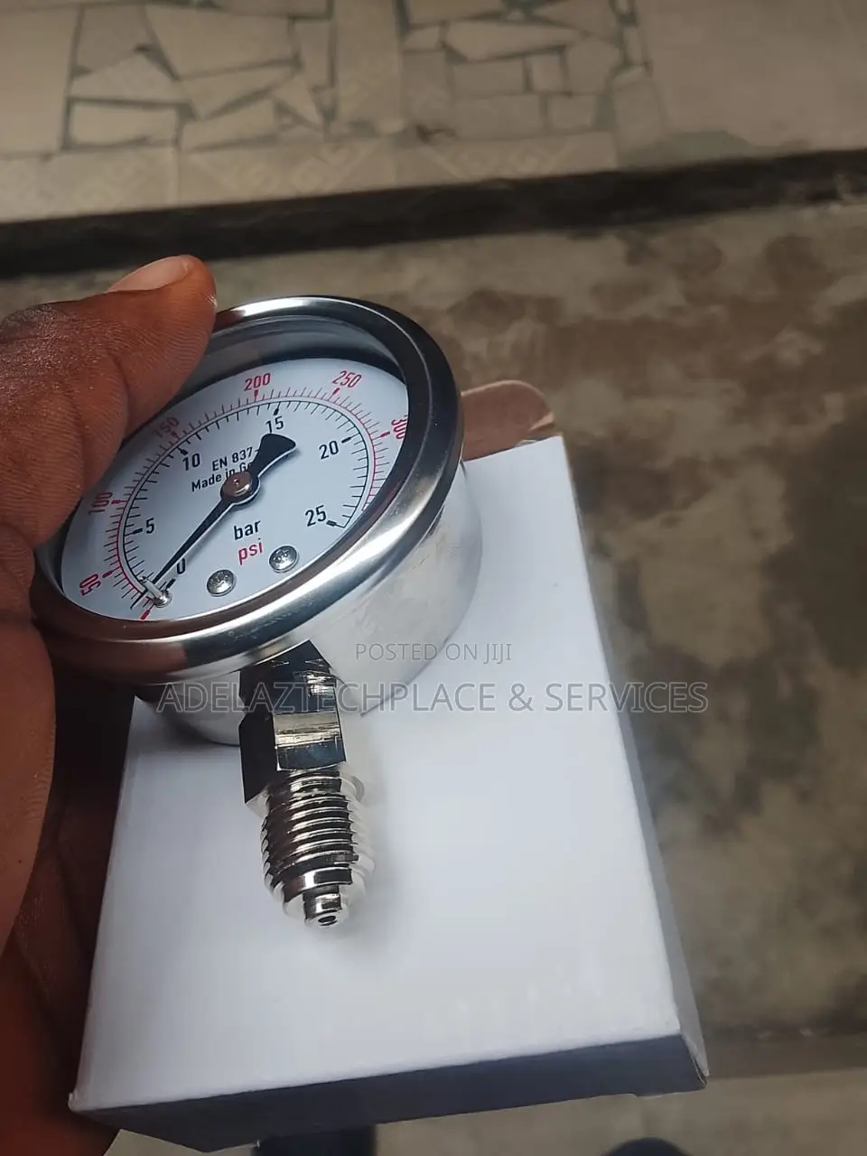 Pressure Gauges