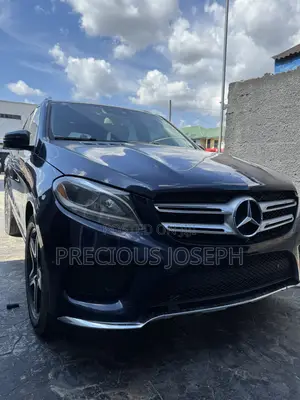 Mercedes-Benz GLE-Class 2017 Blue
