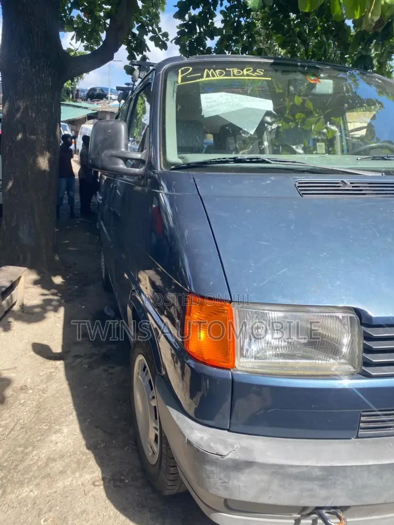 Volkswagen Transporter 2002 Blue