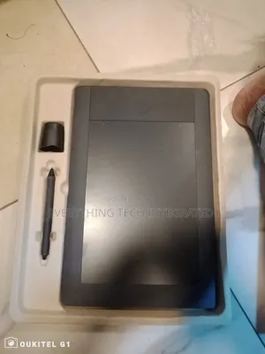 Wacom Intuos5 Touch Small Pen Tablet
