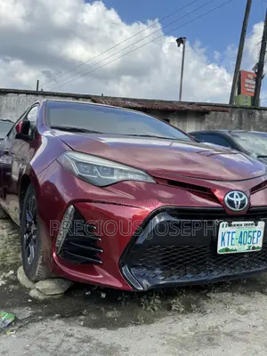 Toyota Corolla 2014 Red