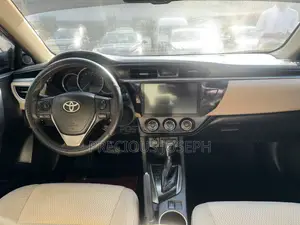 Toyota Corolla 2014 Red
