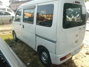 Daihatsu Hijet 2012 White