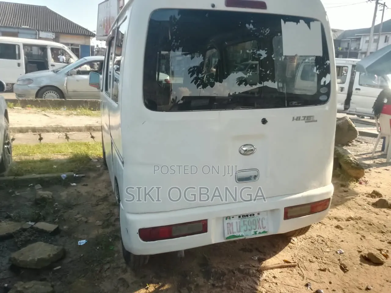 Daihatsu Hijet 2012 White